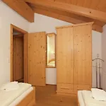 Chalet In Koenigsleiten Near Bus, Pool
