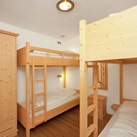 Шале In Koenigsleiten Near Bus, Pool