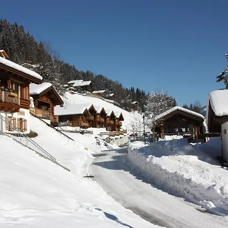 In Koenigsleiten Near Bus, Pool Шале *