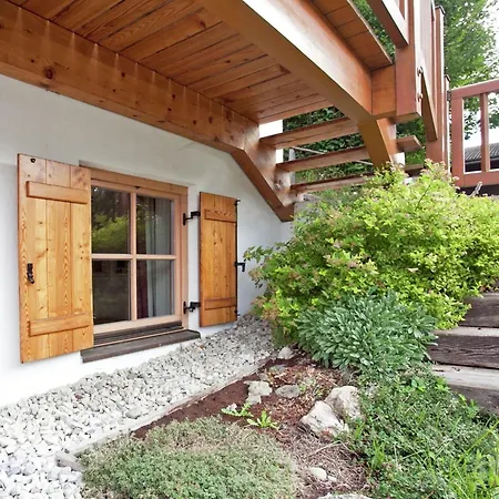 In Koenigsleiten Near Bus, Pool Шале *