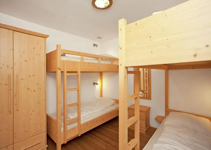 Dağ evi In Koenigsleiten Near Bus, Pool